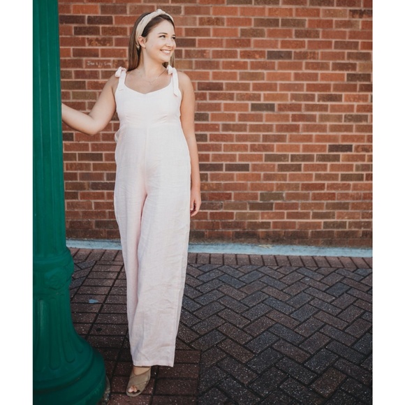 • Palm Collective • Bonnie Linen Jumpsuit in Pink - Picture 4 of 6